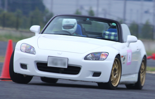 第７回・大阪舞洲ジムカーナ 【 R1 】 白兄さん @ ＷＩＺＡＲＤ　S２０００10 